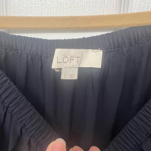 LOFT Off The Shoulder Navy Blue Top - Picture 2 of 4